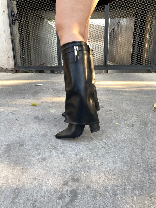 Give Boots (9cm) Candado Largo