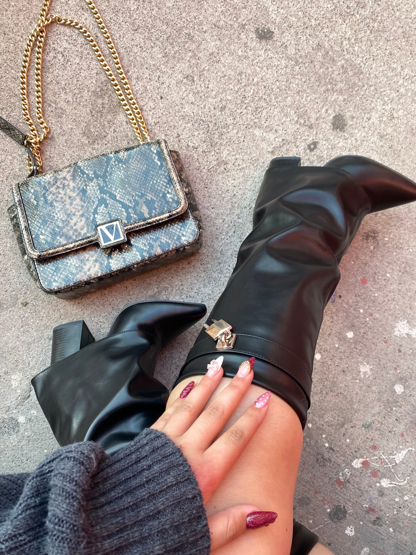 Give Boots (9cm) Candado Largo