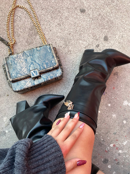 Give Boots (9cm) Candado Largo